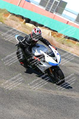 media/Oct-15-2022-TrackXperience (Sat) [[8f70b8b0be]]/Group 2/session 2 turn 3 and 4/